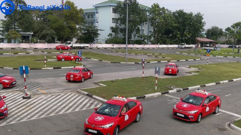 Hiện nay có nhiều địa điểm học lái xe ô tô B2 ở Hà Nội để bạn lựa chọn